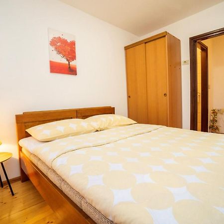 Apartment Nives Umag Buitenkant foto
