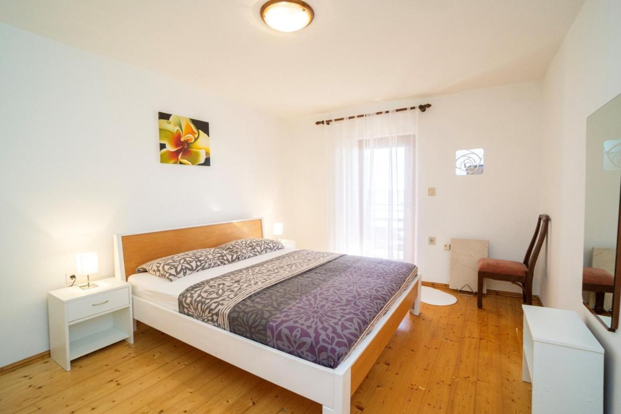 Apartment Nives Umag Buitenkant foto