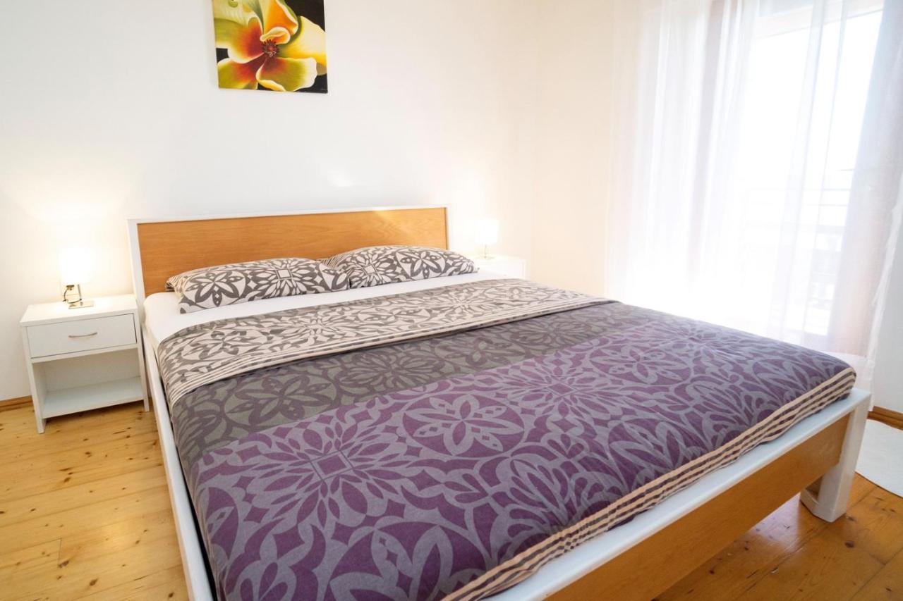 Apartment Nives Umag Buitenkant foto