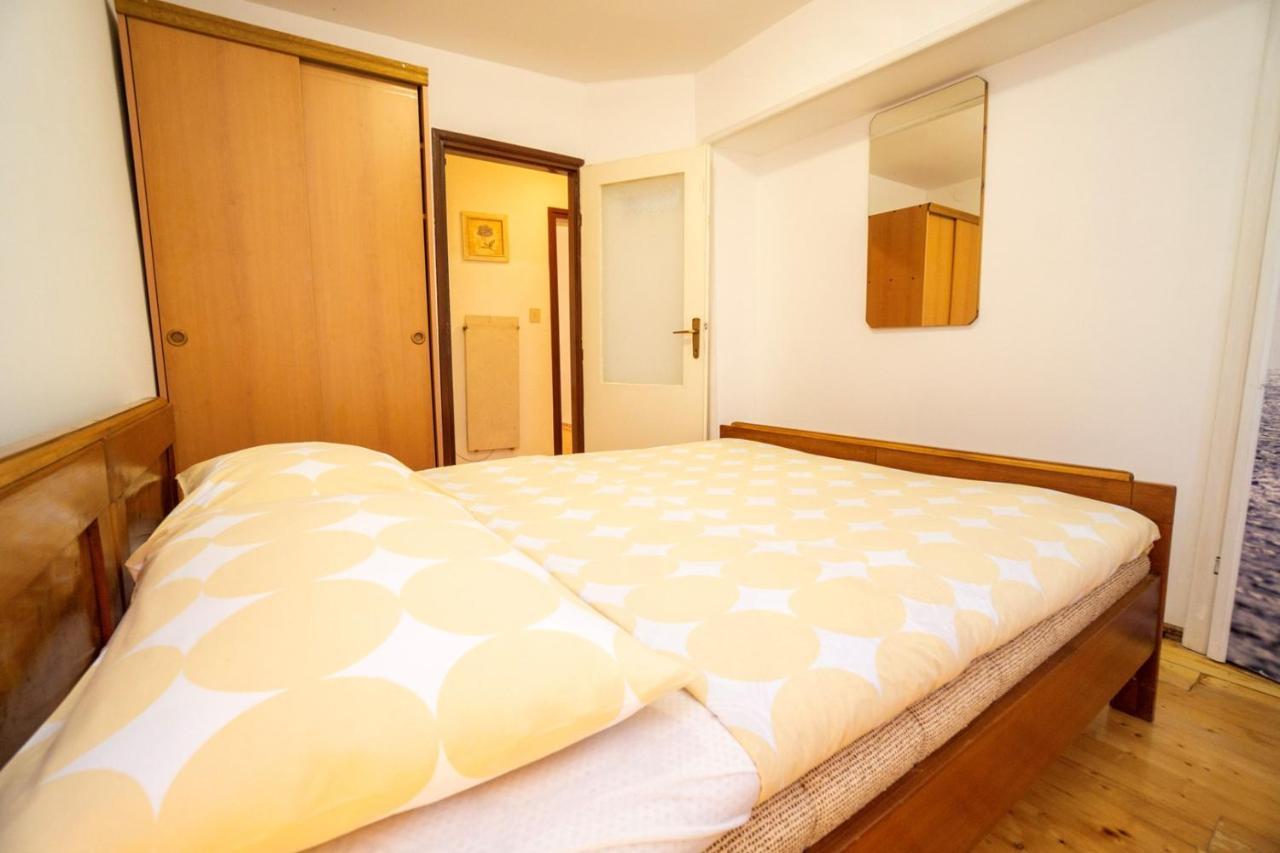 Apartment Nives Umag Buitenkant foto